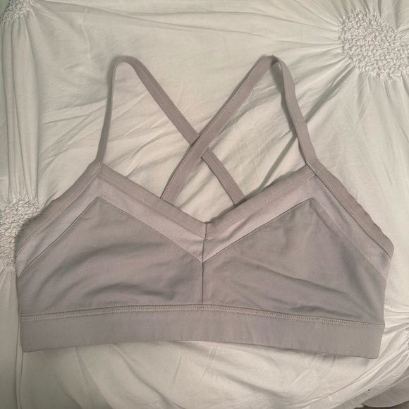 Alo Yoga Gray and White Sports Bra - Picture 2 of 4